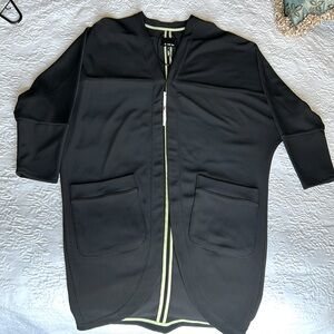 KIIND OF Black Duster (sm) NWT